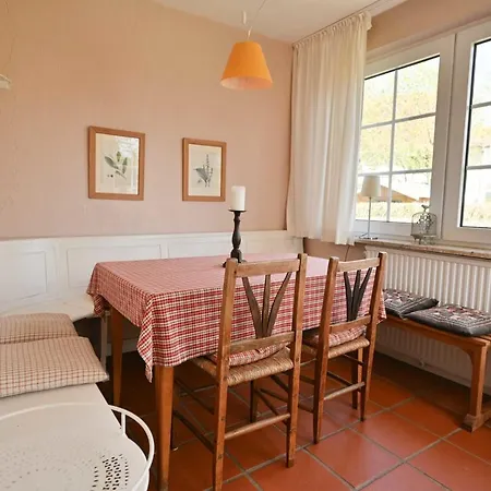 Haus Wintershof Nr2 *